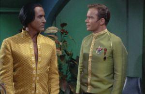 Khan (links) und Kirk (rechts) in der Fernsehepisode 
