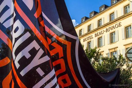 Harley-Davidson Fahne vor Hotel Beau-Rivage