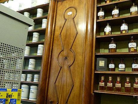 Rats Apotheke in Celle innen