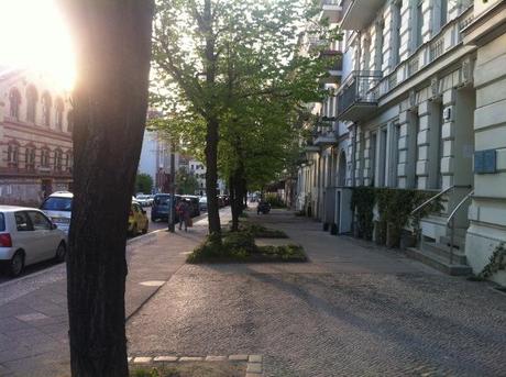 Typische Straße in Prenzlauer Berg: