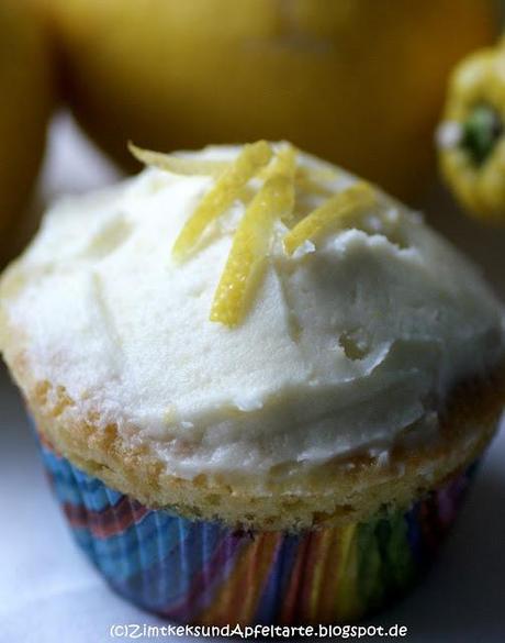 Wenn sie schon nicht scheint, dann wenigstens etwas Sonne für den Bauch: Zitronen-Cupcakes