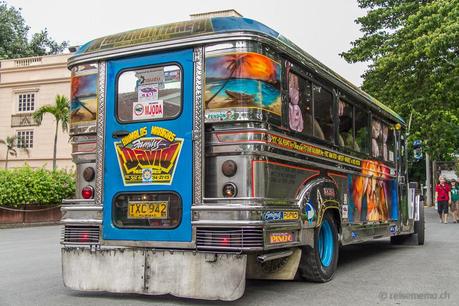 Bemalter Jeepney-Bus