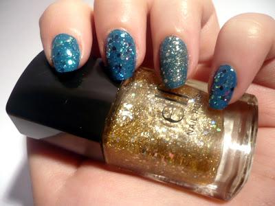 Show your nail design #2: Blue bubble