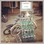 “Tankstelle” auf Phuket (Thailand) … schön abgefüllt in 1l Flaschen für umgerechnet knapp 1€