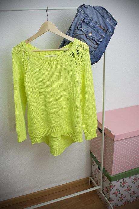 Kleidermaedchen-Zara-Haul-Sweater-Neon-gelb-trend-spring-summer-2013-pullover-zaraknit-1-lilliethecat-freeman-t-porter-jeans-ikea-box-ikea-kleiderstaender