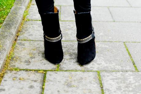 Friday to go: rockin' heels with studded details