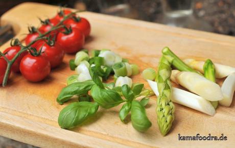 Mediterraner Spargelsalat