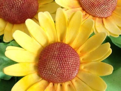 Sonnenblumen-Torte