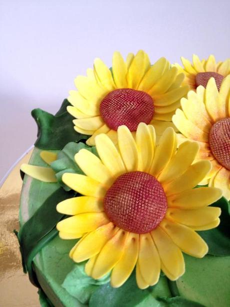Sonnenblumen-Torte