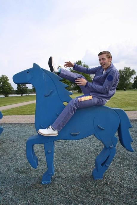 Blue Horse Riding 5