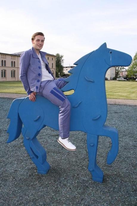 Blue Horse Riding 11