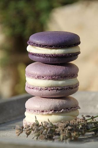 Hochzeitsfarbe Violett v Macaron Ombrestyle flieder lila by suess-und-salzig