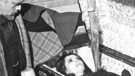 Nachts, wenn Dracula erwacht (1970), Regie: Jesús Franco