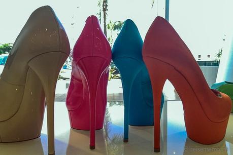 Farbige High-heels