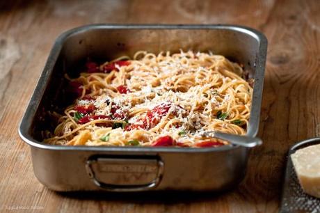 Spaghetti Tomaten geschmort Knoblauch Backofen