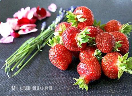 Die Erdbeerzeit reißt nicht ab - Wenige Schritte zur sommerlichen Erdbeerrolle