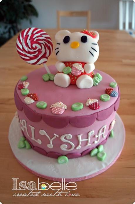 Hello Kitty Torte created by Isabelle (3)