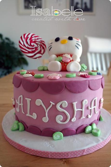 Hello Kitty Torte created by Isabelle (2)