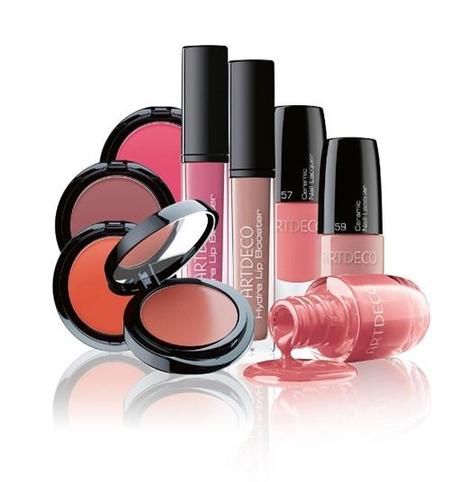 ARTDECO-BeautyTimes13-Produktgruppe_Nails_Cheeks_Lips-1