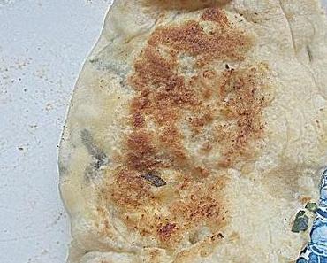 Gözleme mit Käsefüllung