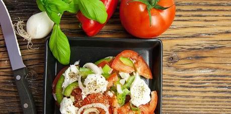 Tomaten Salat mit Büffelmozzarella