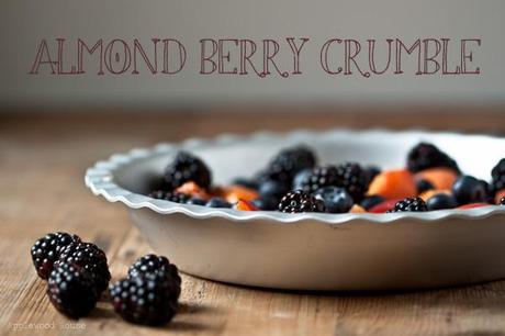 Almond Berry Crumble