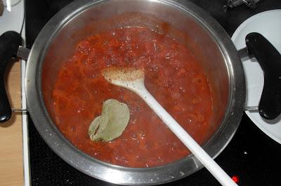 Albondigas en salsa de tomato (spanische Hackfleischbällchen)
