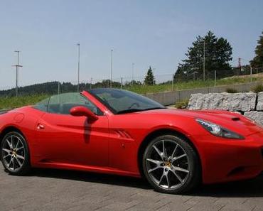 Ein perfekter Urlaubsstart im Ferrari California 30