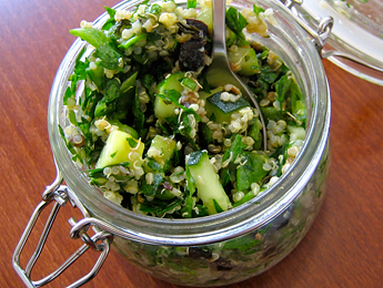 333-Quinoa-Gurken-Salat