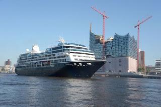 Der US Luxusliner: Azamara Quest ist heute erstmals in Hamburg