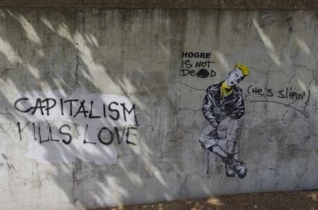 capitalism kills love (CC awesomatik.com)