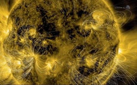 NASA: Polumkehr der Sonne steht kurz bevor