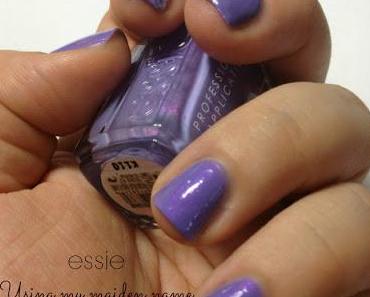 essie - Using my maiden name aus der Birdal Collection 2013