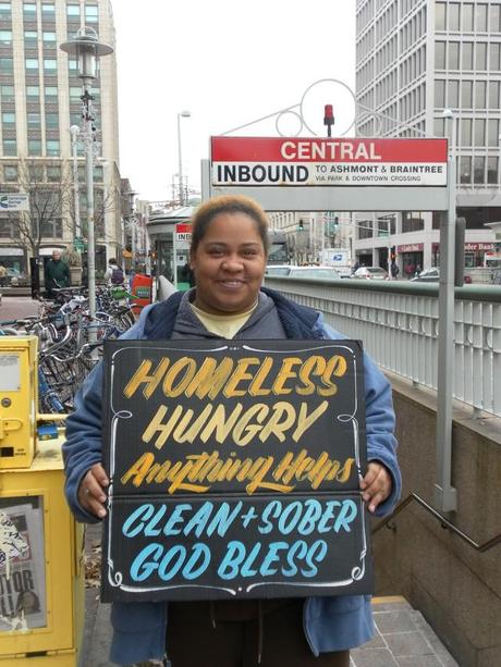 Signs for the Homeless   Schilder von Obdachlosen neu gestaltet