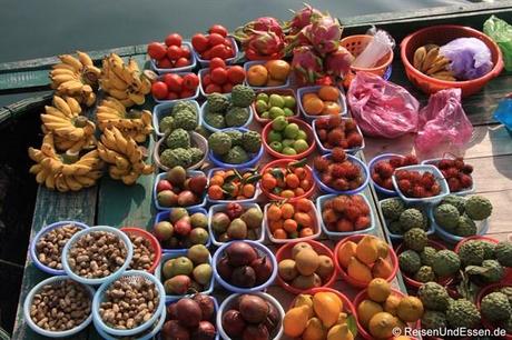 Vietnam - Obst (auf einem Boot in der Halong-Bucht)