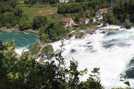 Schweiz - Blick vom Schloß Laufen auf den Rheinfall