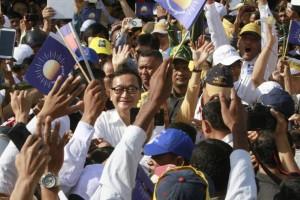 Sam Rainsy auf der Demonstration in Phnom Penh 300x200 Wahlergebnis bestätigt, Regierungspartei gewinnt
