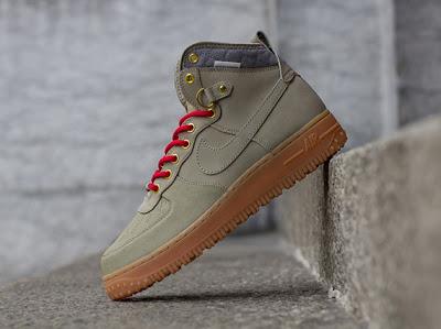 Nike Air Force 1 Duckboot – Oktober 2013 