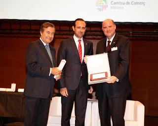 Pressemeldung: AIDA Cruises mit dem Award 2013 der Handelskammer Mallorca ausgezeichnet - Deutschlands größter Kreuzfahrtanbieter setzt auch in Zukunft auf eine enge Partnerschaft mit der Baleareninsel