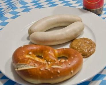 Weißwurst-Frühstück am Oktoberfest Sonntag