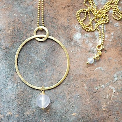 gold necklace with rose-quartz, Goldkette mit Rosenquarzanhänger