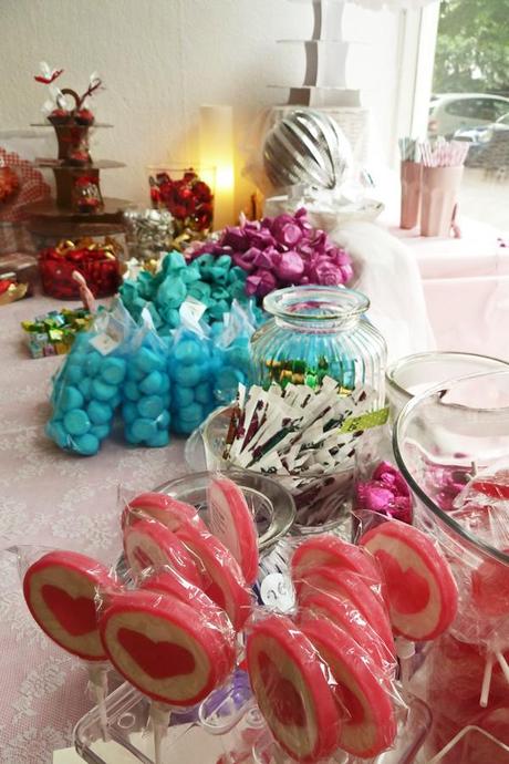 Julie's Cakes - Lutscher und Bonbons