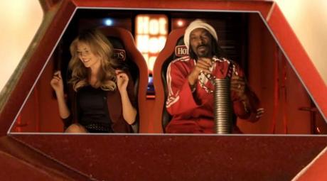 Werbung mit Kate Upton & Snoop Dogg für Hot Pockets