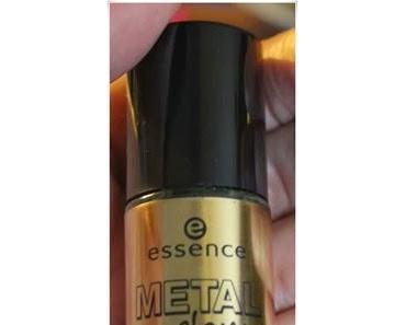 [NOTD & Kurzreview]: essence Metal Glam Gold Topper