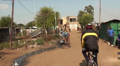 Lucas Brunelle goes to Africa   Mit dem Fahrrad durch Afrika