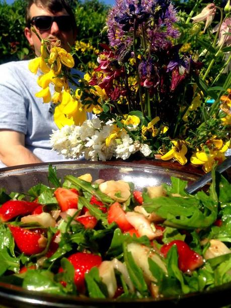 Blitzsommer mit Spargel Erdbeer Salat