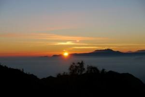 Mount Bromo Sonnenaufgang 300x200 Mount Bromo   Aktiver Vulkan mit atemberaubender Natur!  [Tag 5, 6]