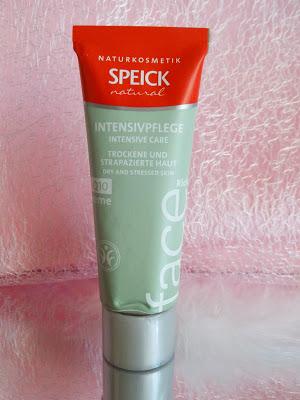 Speick Natural Face Intensivpflege Creme Medium, ein Naturprodukt durch und durch.