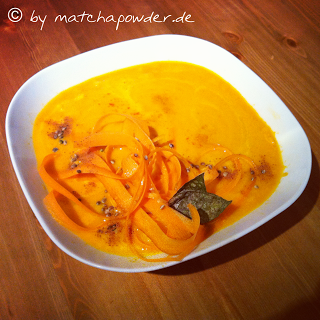 Rohkost Karotten-Ingwer-Papaya Suppe