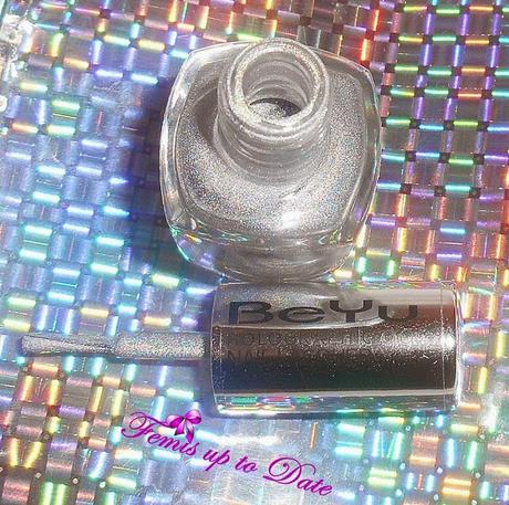 BEYU - Holographic Nail Lacquer - 991 Silver Illusion